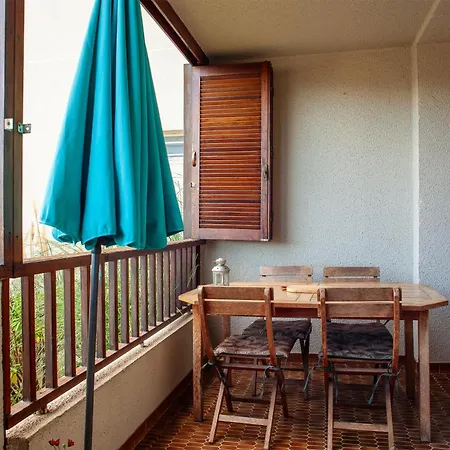 Vue Dans Belle Résidence Appartement