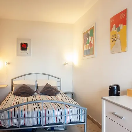 Vue Dans Belle Résidence *