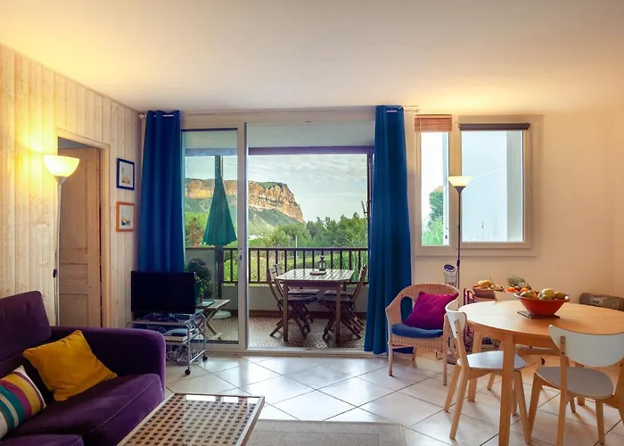 Vue Dans Belle Apartament Cassis
